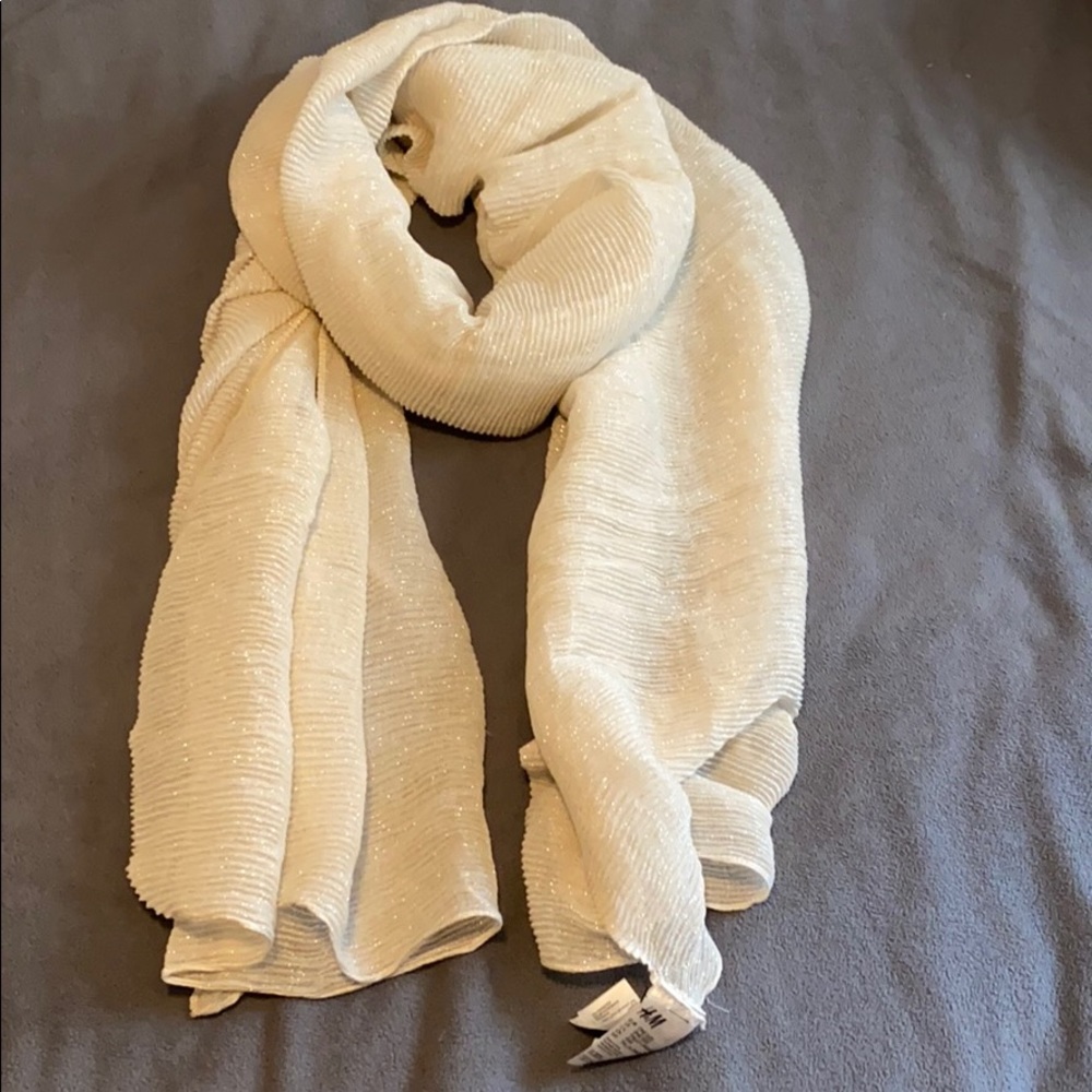 H&M scarf